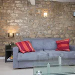 Superb Warm Studio Near Notre Dame